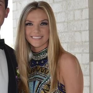 Meet your Posher, Baylee